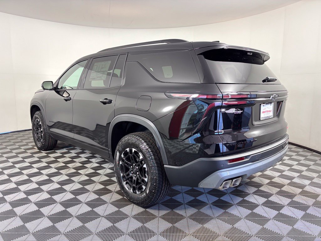 New 2027 Chevrolet Traverse Z71 w/ Driver Confidence Package AWD/4WD image 3