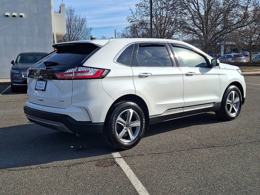 Used 2024 Ford Edge SEL w/ Convenience Package image 9