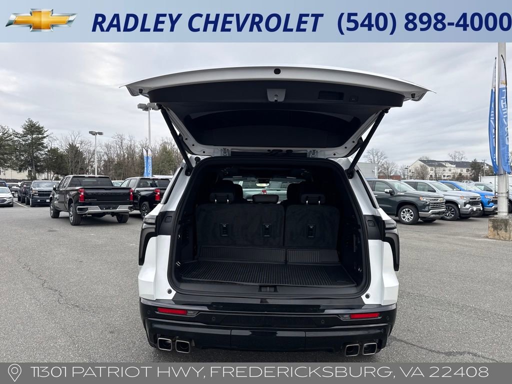Certified 2024 Chevrolet Traverse RS image 10