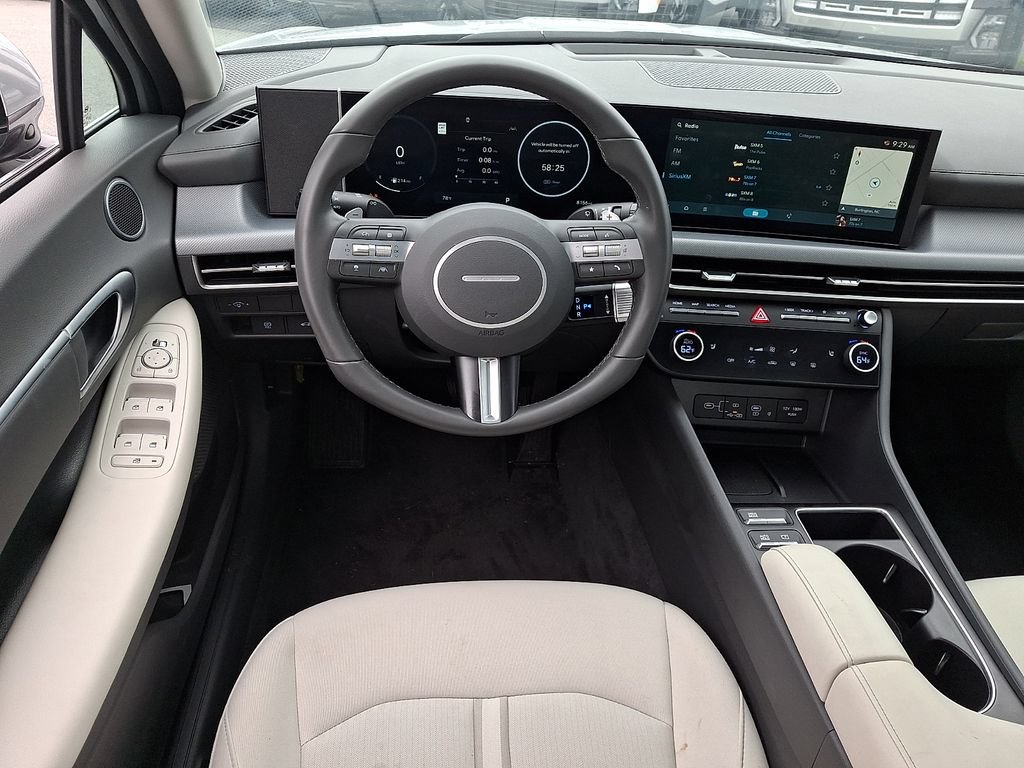 Used 2025 Hyundai Sonata SEL FWD image 11