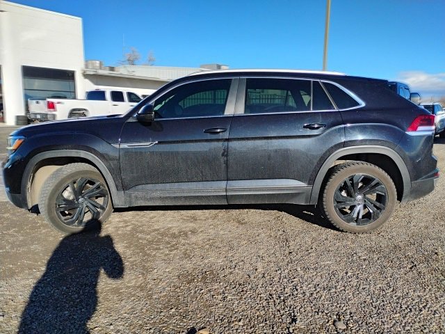 Used 2020 Volkswagen Atlas Cross Sport SEL image 2