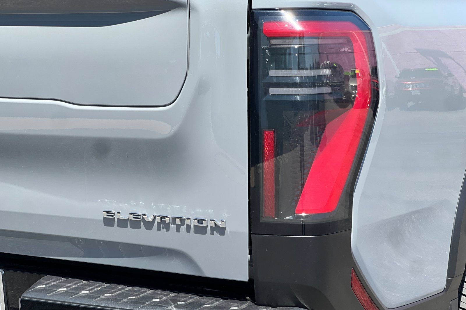 Used 2026 GMC Sierra EV Elevation AWD/4WD image 41