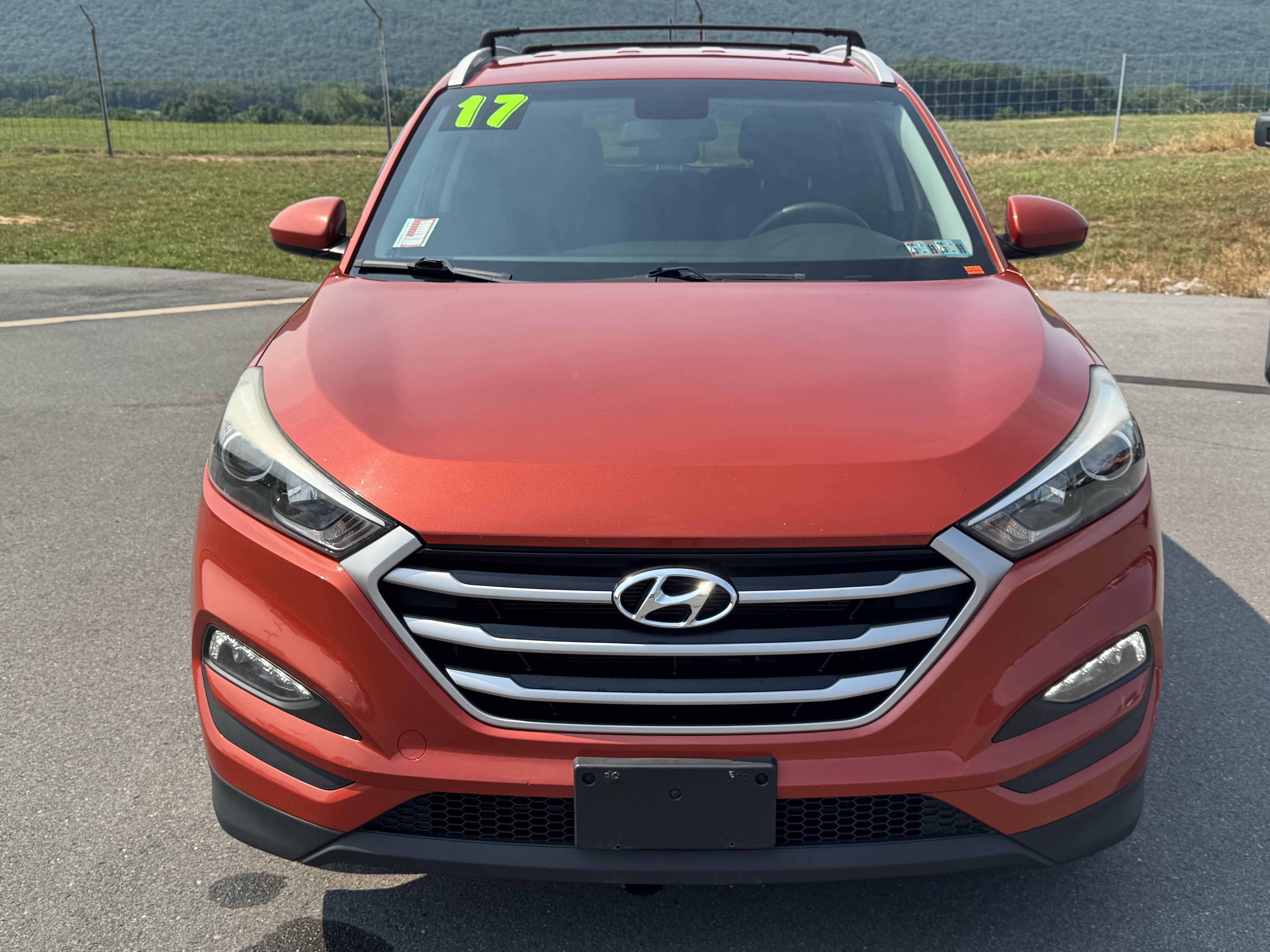 Used 2017 Hyundai Tucson SE w/ SE Popular Package 02 AWD/4WD image 9