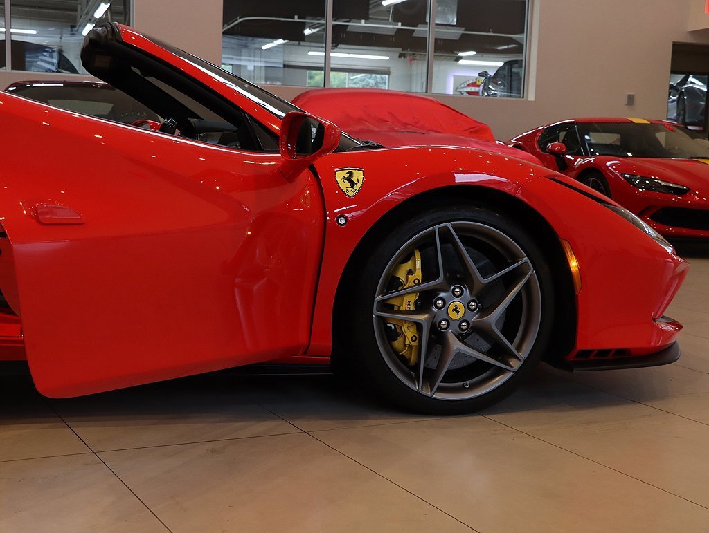 Certified 2023 Ferrari F8 Tributo image 44