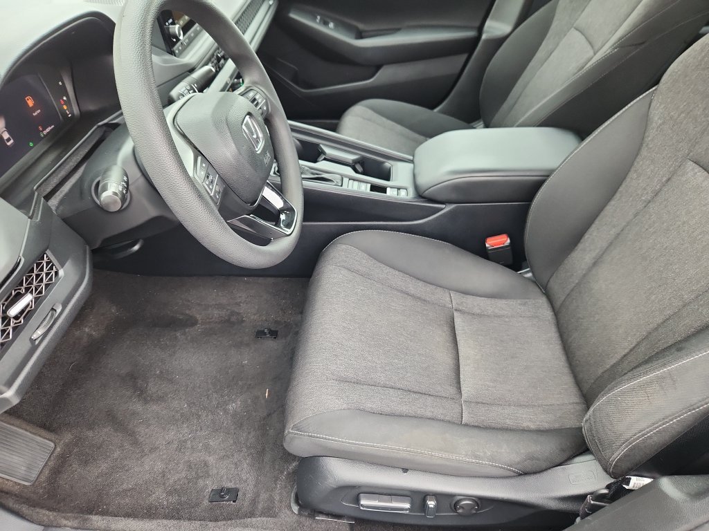 Used 2024 Honda Accord EX image 9