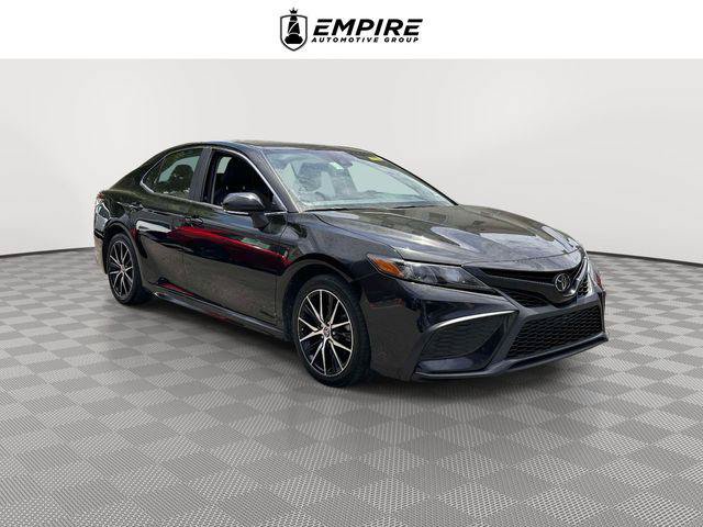 Used 2024 Toyota Camry SE w/ Convenience Package