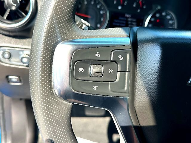 Used 2026 Chevrolet Blazer LT FWD image 22