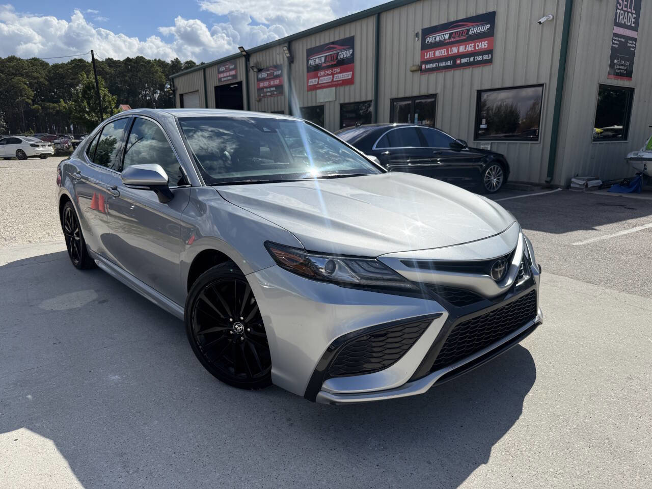 Used 2023 Toyota Camry XSE image 1