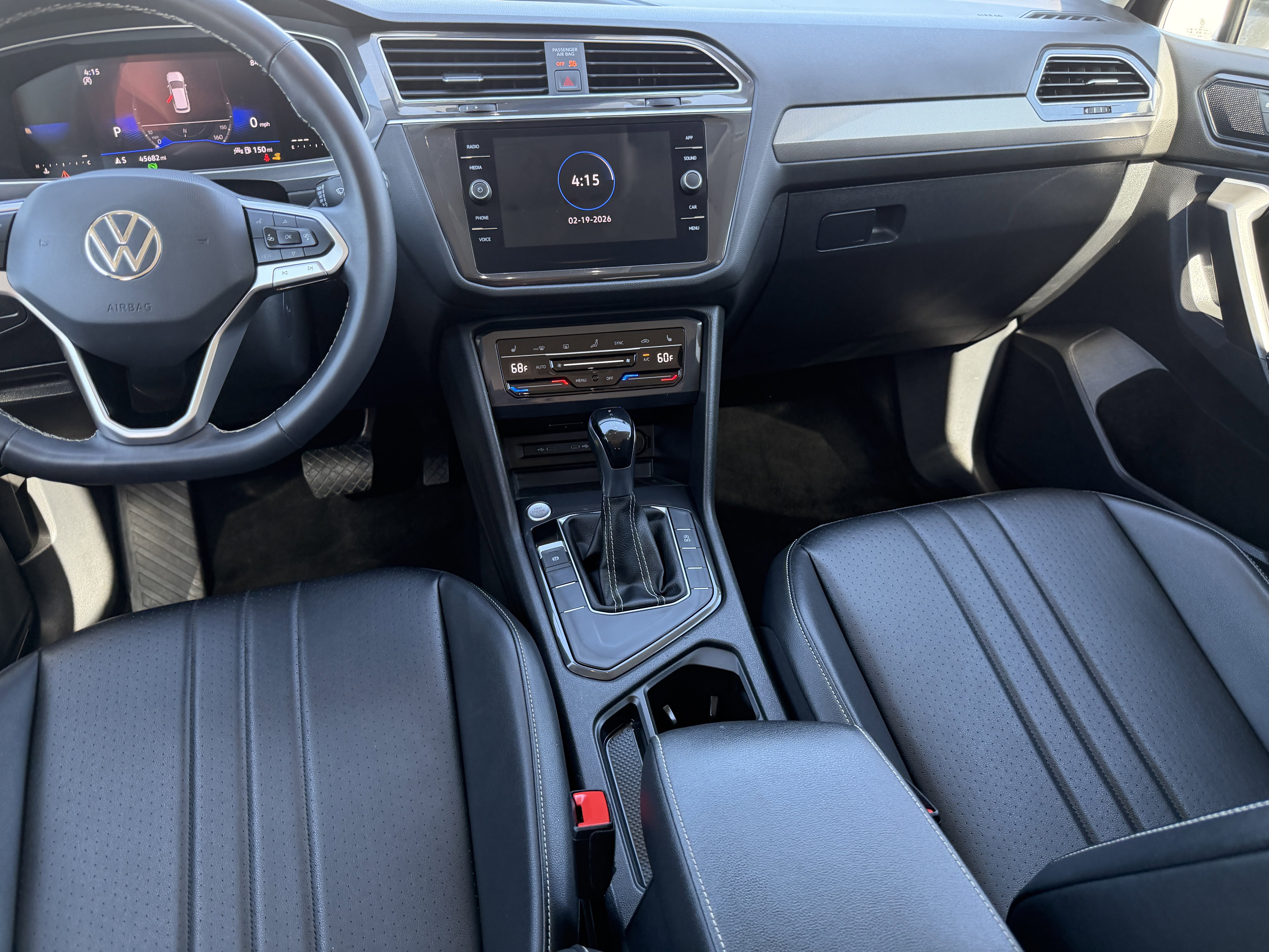 Used 2024 Volkswagen Tiguan SE image 15