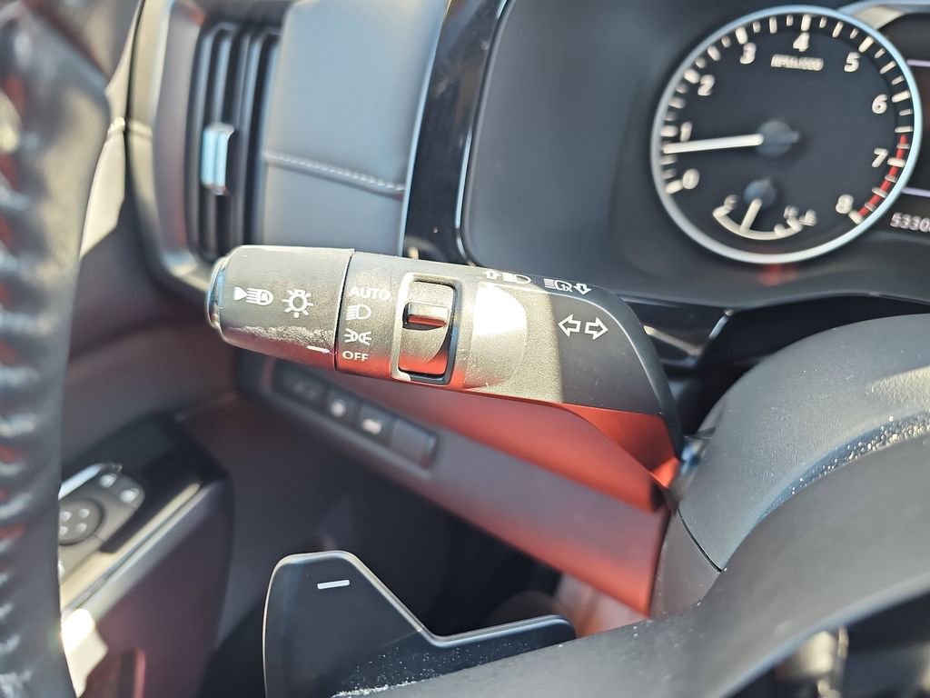 Used 2023 Nissan Pathfinder SL w/ SL Premium Package image 31