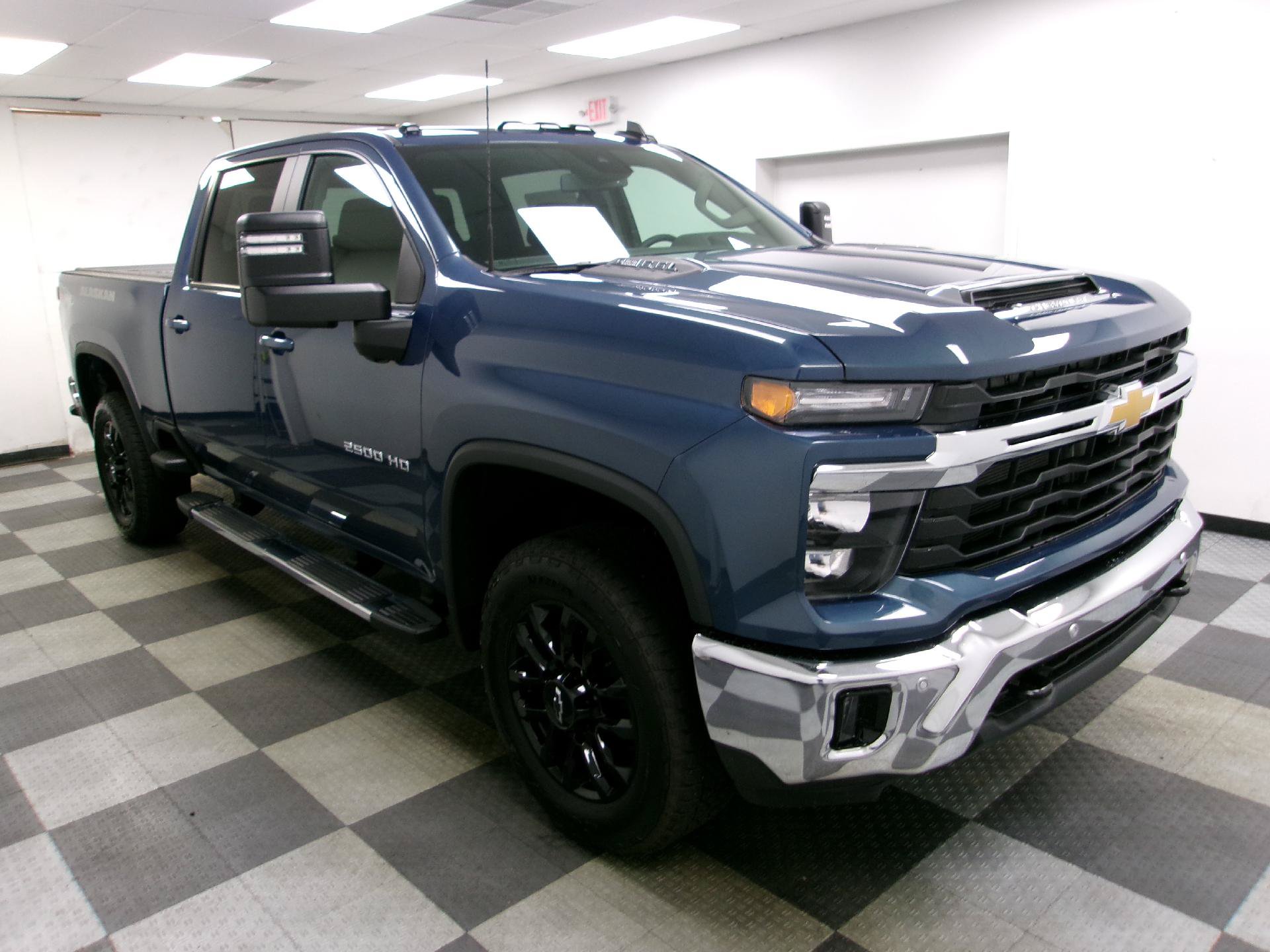New 2026 Chevrolet Silverado 2500 LT AWD/4WD image 13
