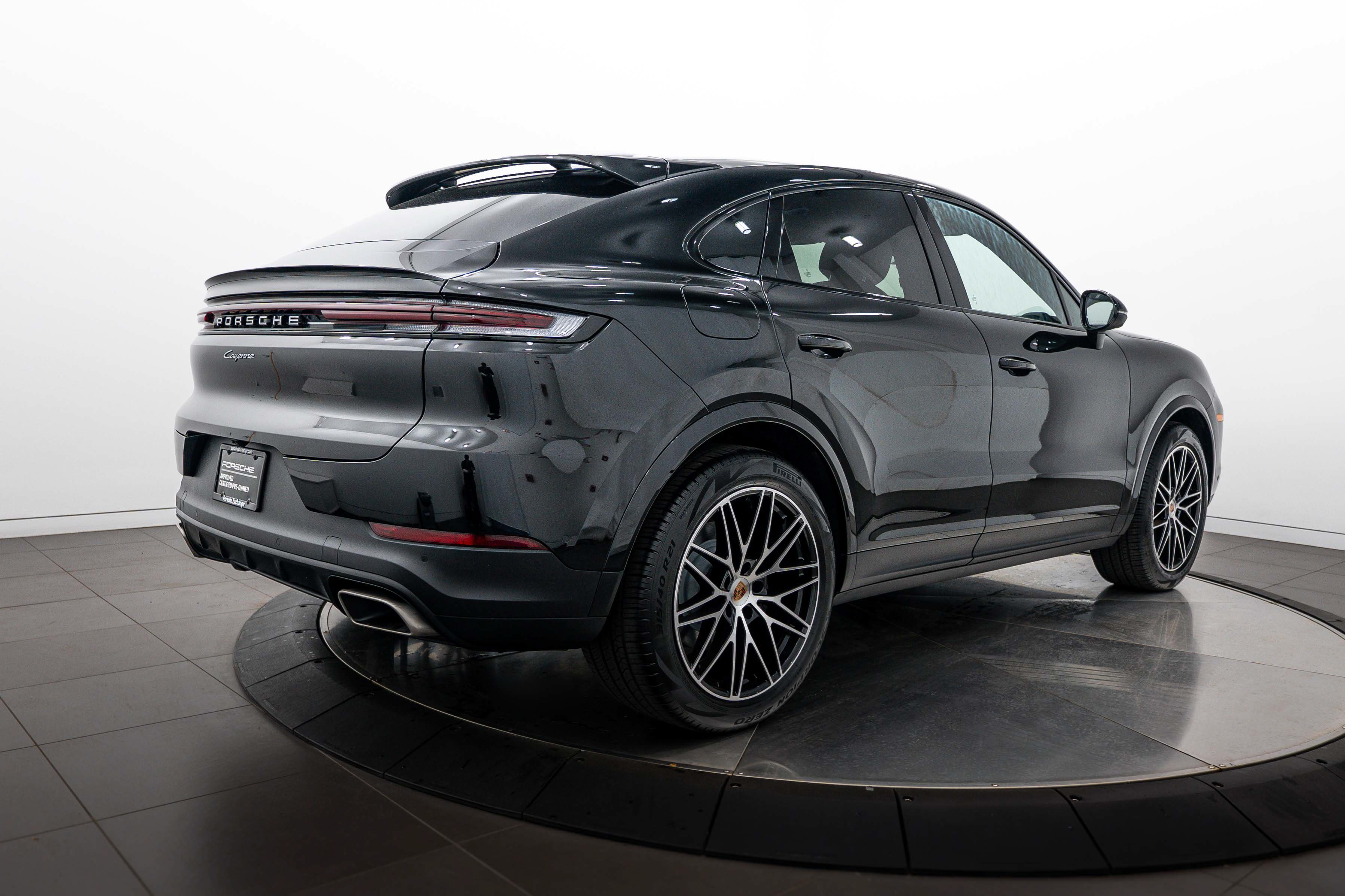 Certified 2026 Porsche Cayenne Coupe AWD/4WD image 7
