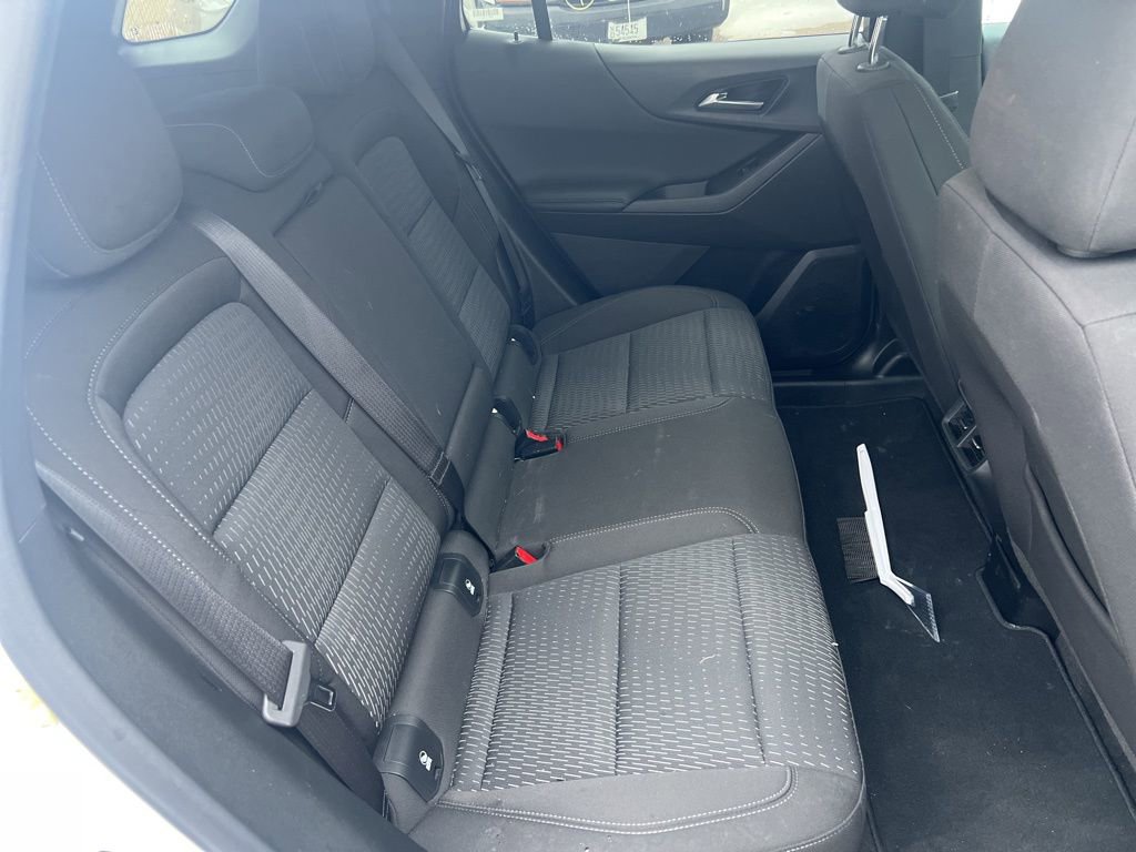 Used 2025 Chevrolet Equinox LT image 35