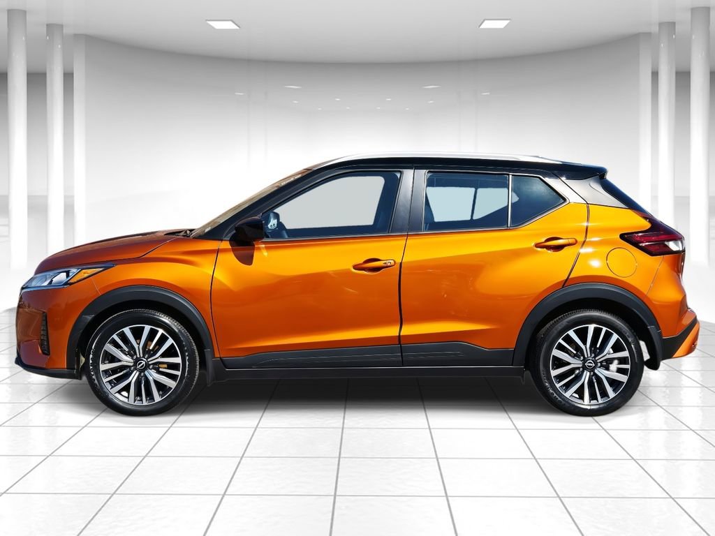 Used 2024 Nissan Kicks SV image 6