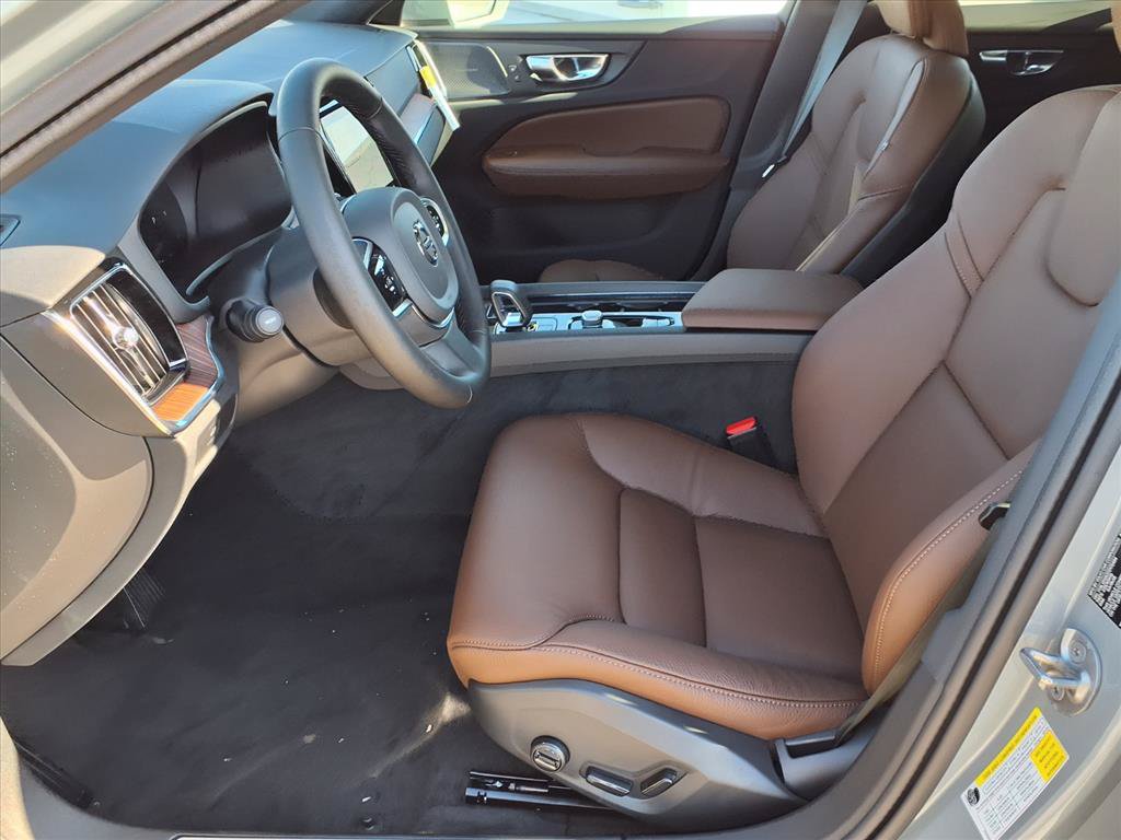 New 2026 Volvo V60 B5 Cross Country Plus w/ Protection Package Premier AWD/4WD image 13