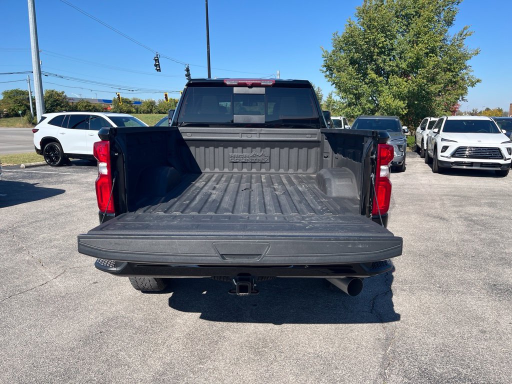 Used 2022 Chevrolet Silverado 2500 High Country AWD/4WD image 11