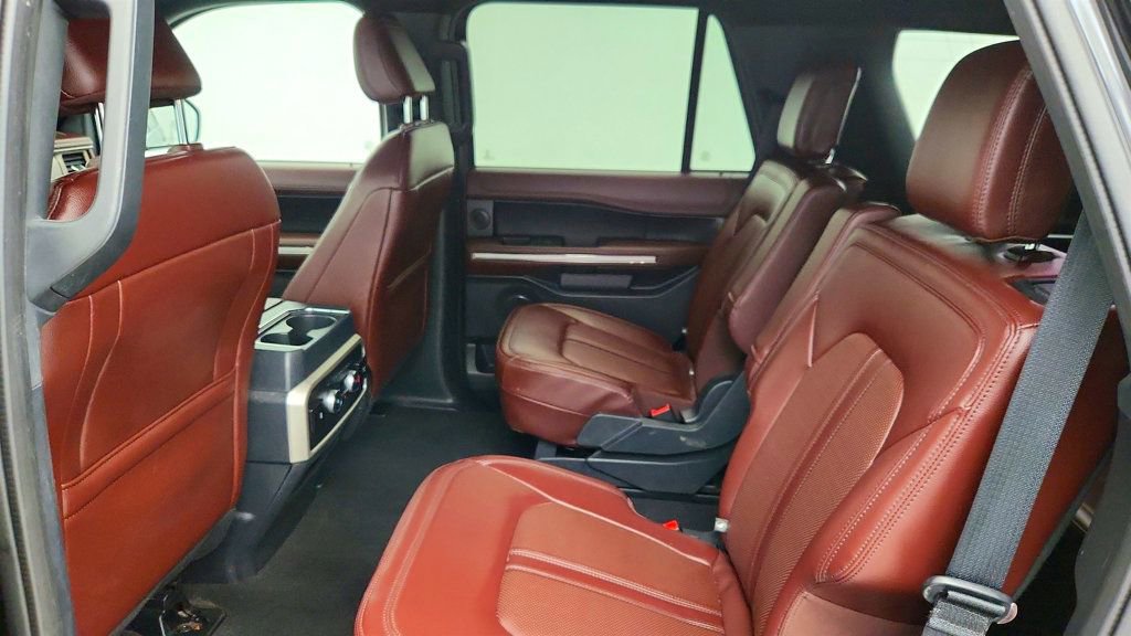 Used 2023 Ford Expedition Limited AWD/4WD image 21