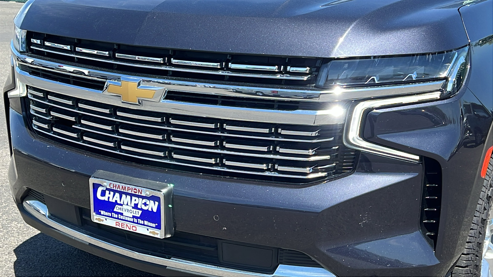 Certified 2023 Chevrolet Suburban Premier AWD/4WD image 9