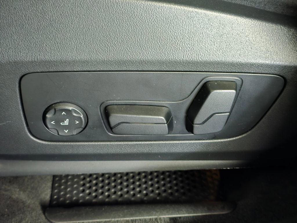 Certified 2024 BMW X1 M35i w/ Premium Package image 19