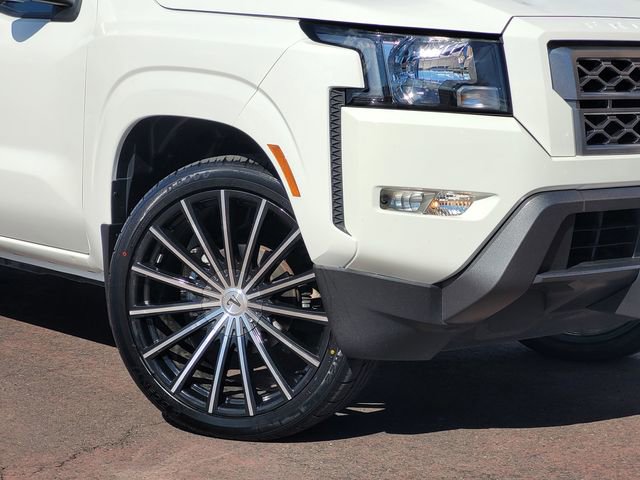 Used 2022 Nissan Frontier SV image 4