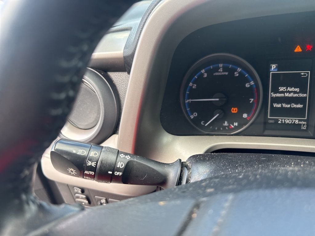 Used 2017 Toyota RAV4 XLE image 30