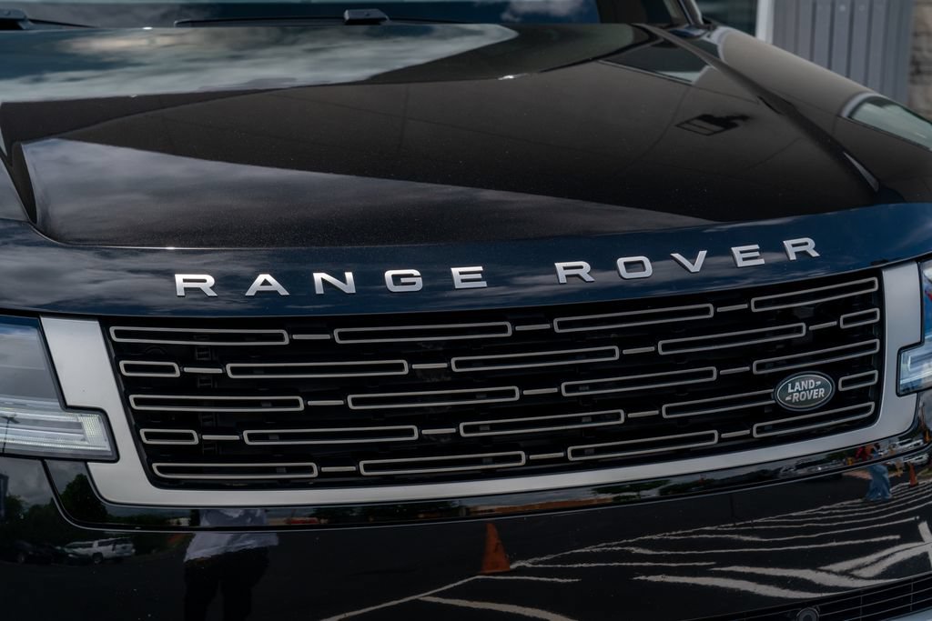 Used 2022 Land Rover Range Rover SE AWD/4WD image 6