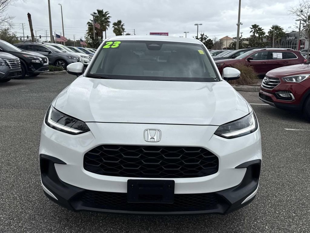 Used 2023 Honda HR-V LX image 9
