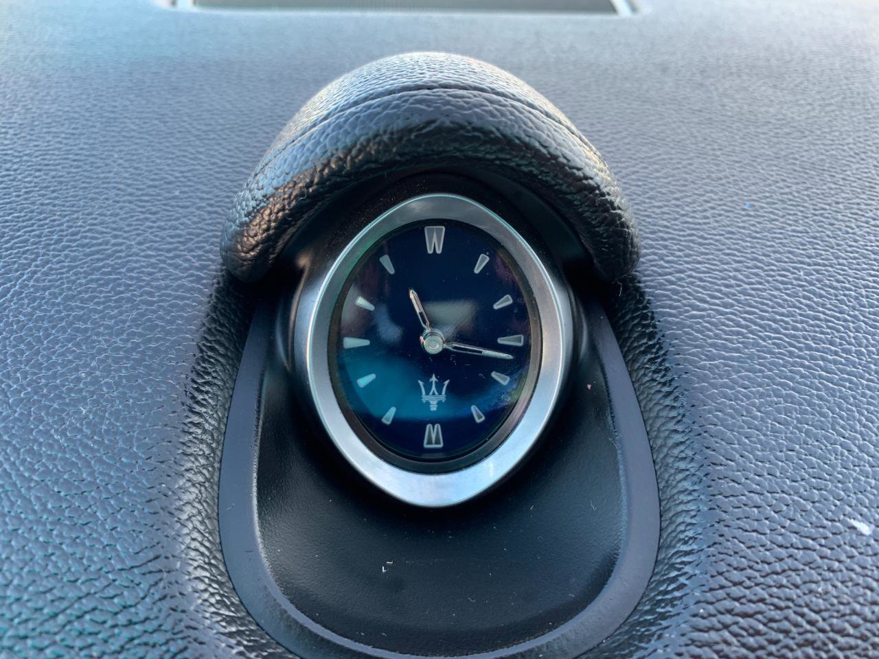 Used 2015 Maserati Ghibli RWD image 25