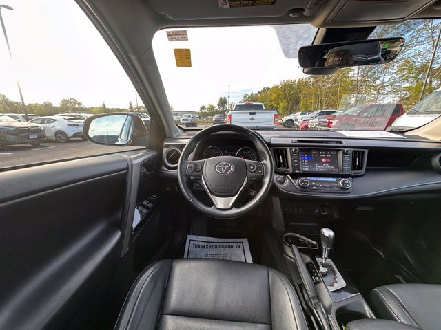 Used 2018 Toyota RAV4 Limited w/ Advanced Technology Package AWD/4WD image 17