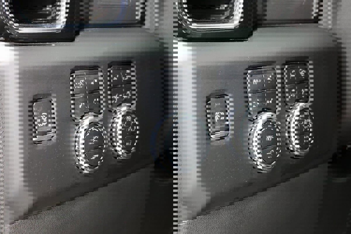 Used 2022 GMC Sierra 1500 Denali image 17