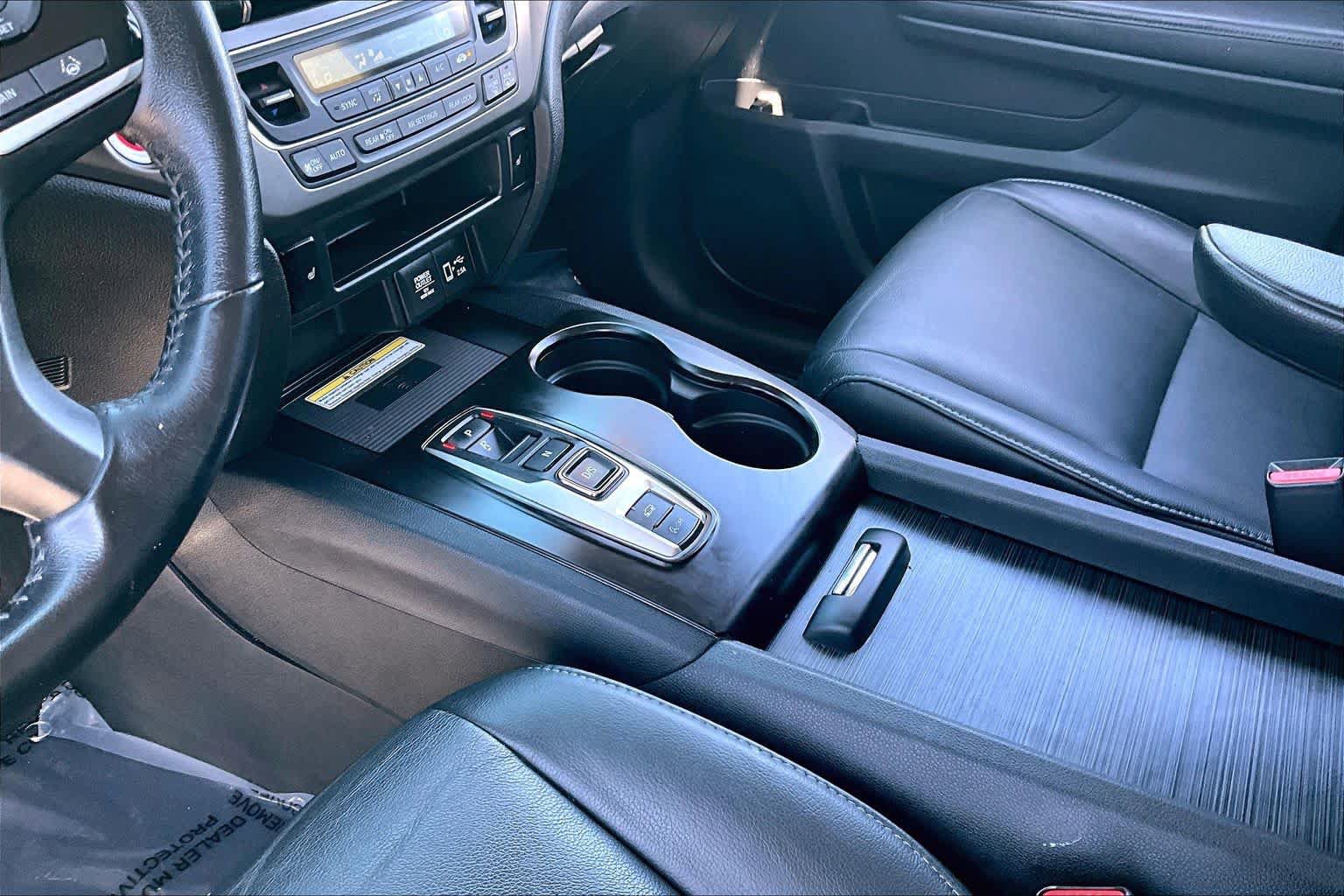 Used 2021 Honda Pilot Special Edition image 16