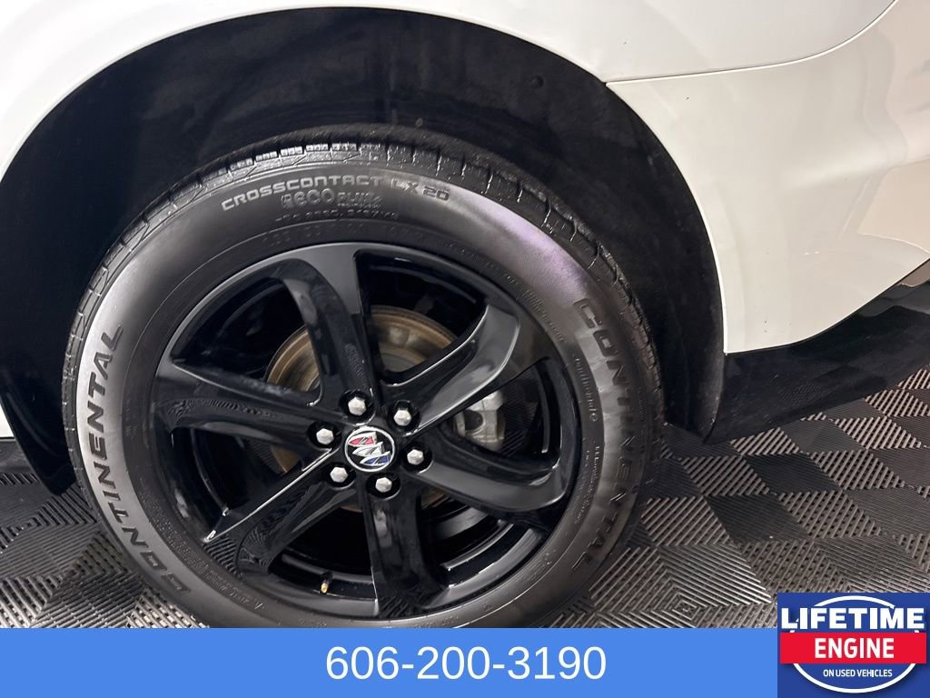 Used 2023 Buick Enclave Essence w/ Experience Buick Package image 11