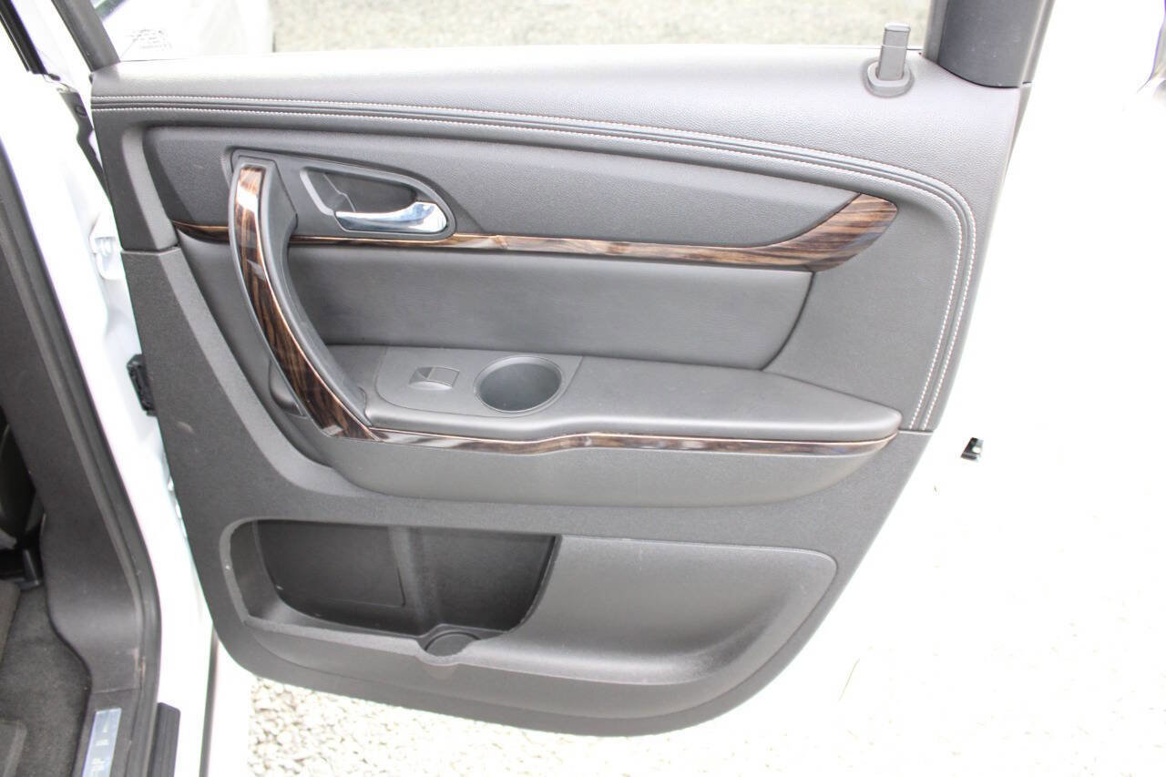 Used 2016 GMC Acadia Denali FWD image 25