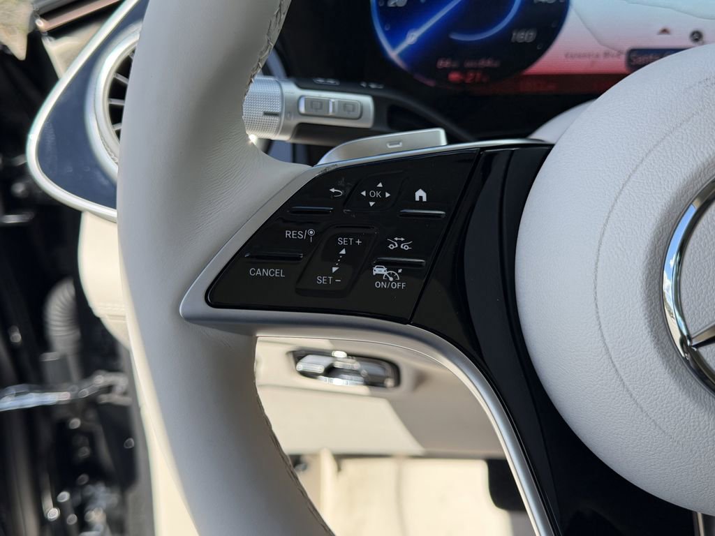 New 2026 Mercedes-Benz EQS 400 4MATIC SUV image 23