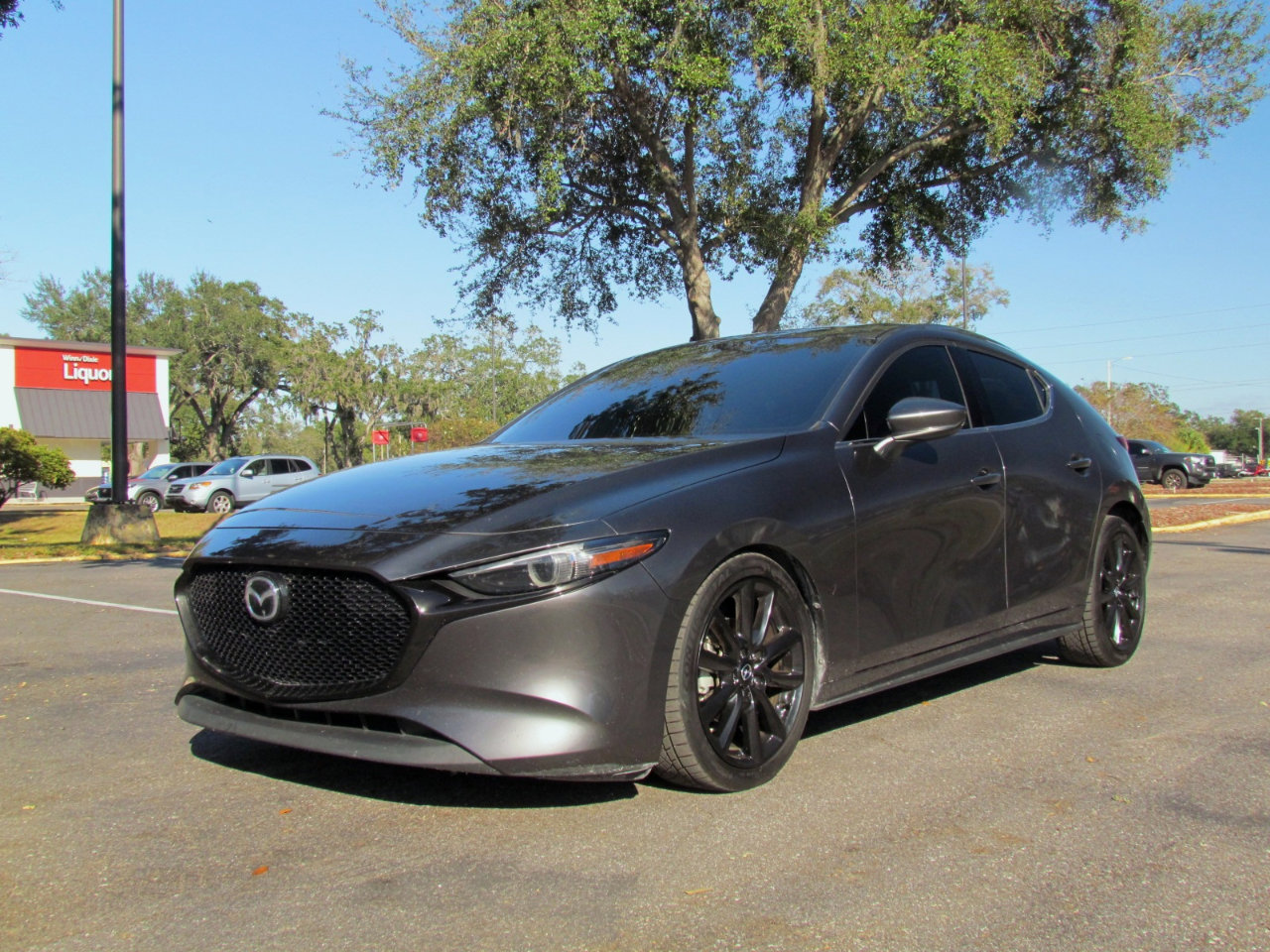 Used 2020 MAZDA MAZDA3 Hatchback w/ Premium Package image 2