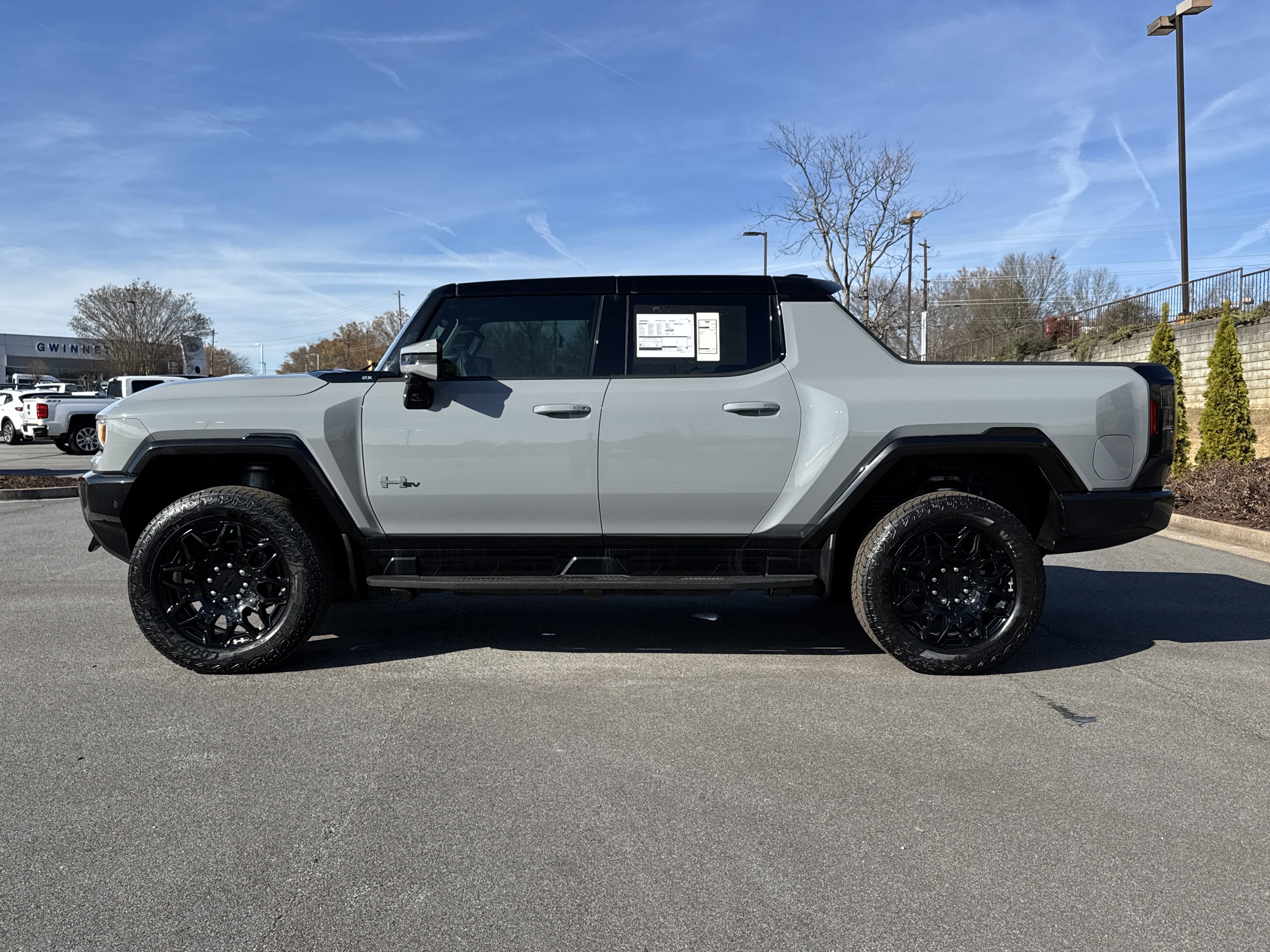 New 2025 GMC Hummer EV 2X image 7