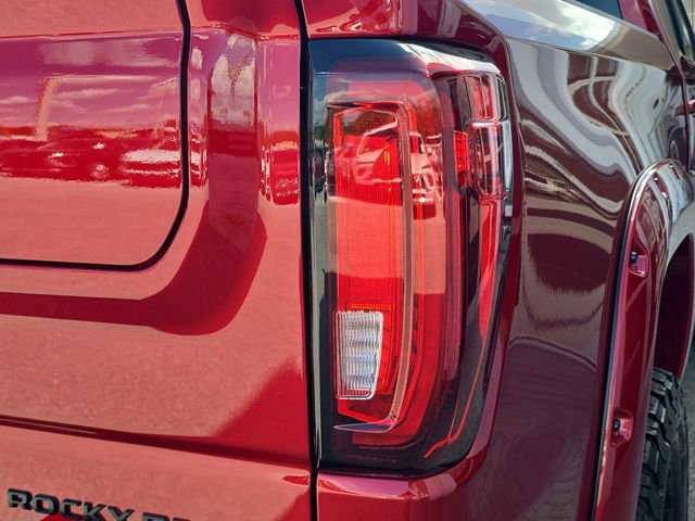 New 2026 GMC Sierra 1500 AT4 w/ AT4 Premium Package image 8