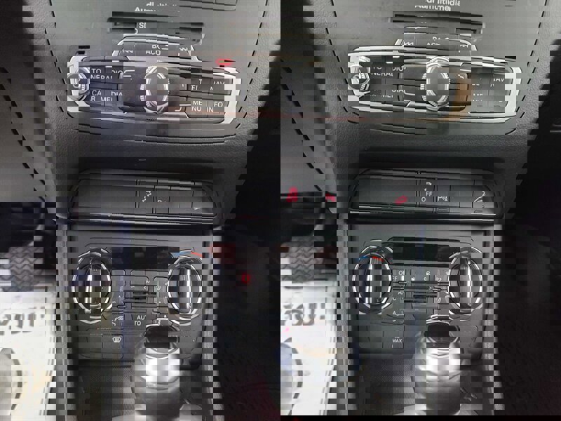 Used 2017 Audi Q3 2.0T Premium image 25