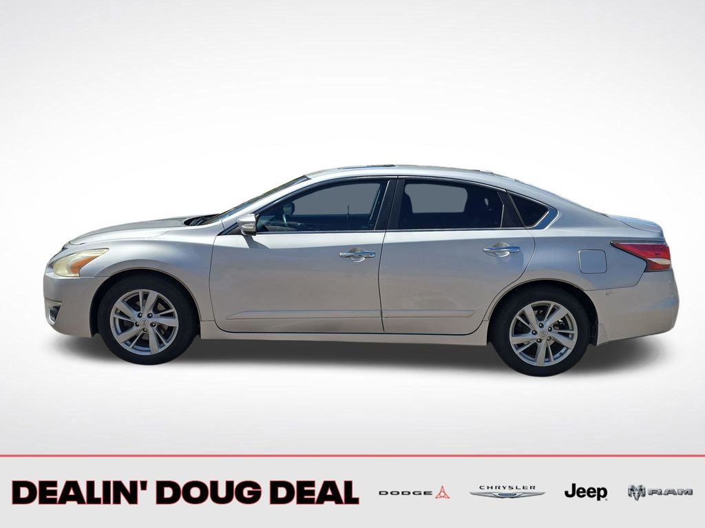 Used 2015 Nissan Altima 2.5 SL w/ Technology Package FWD image 3