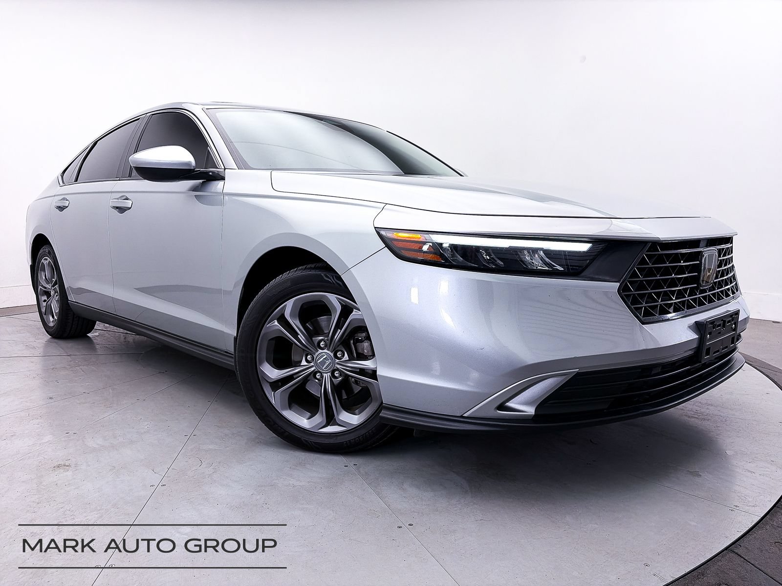 Used 2024 Honda Accord EX