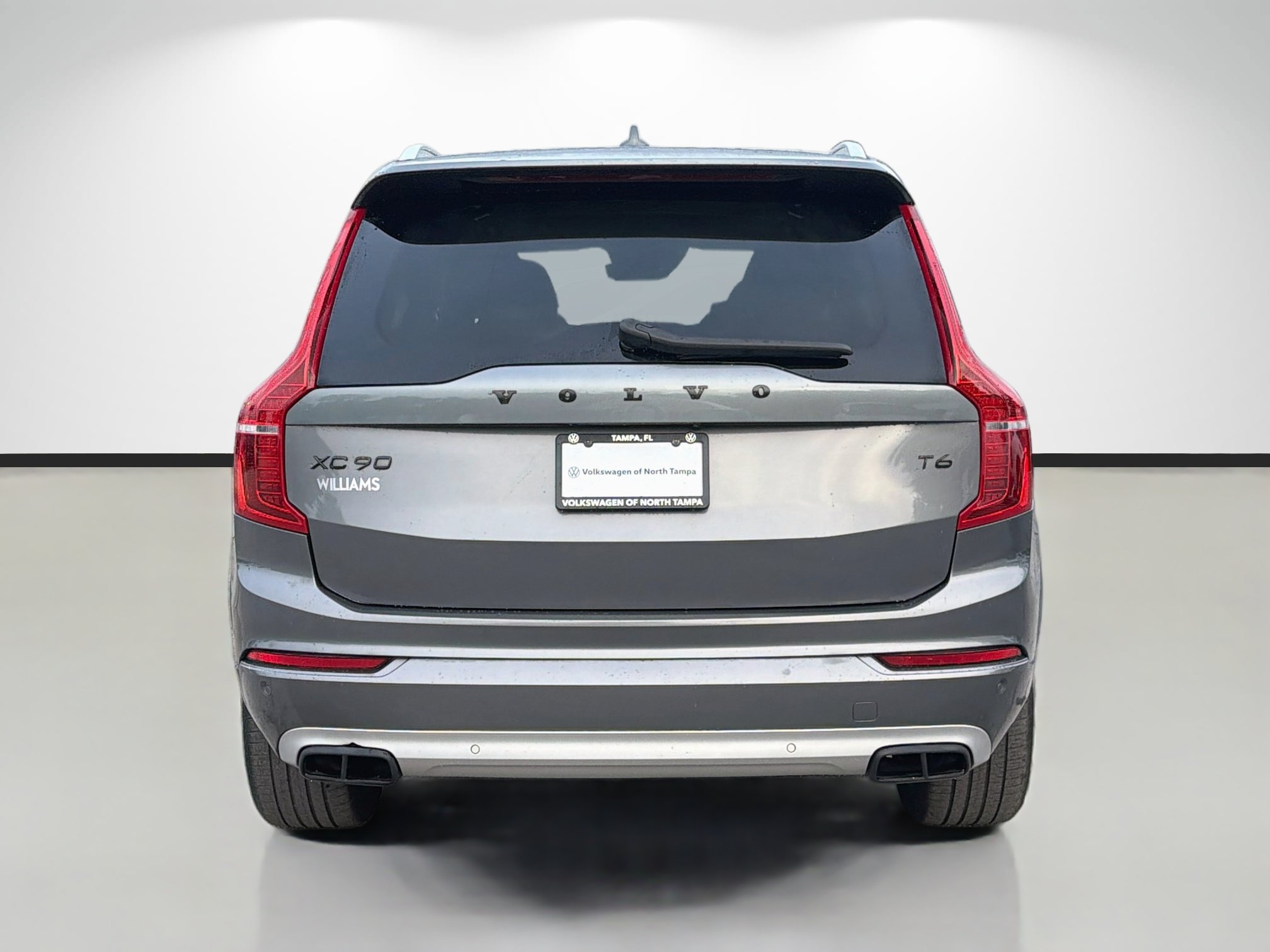 Used 2020 Volvo XC90 T6 Momentum w/ Protection Package AWD/4WD image 4