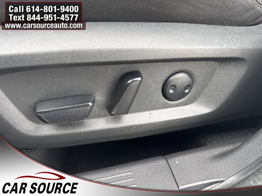 Used 2021 Nissan Rogue SV image 17