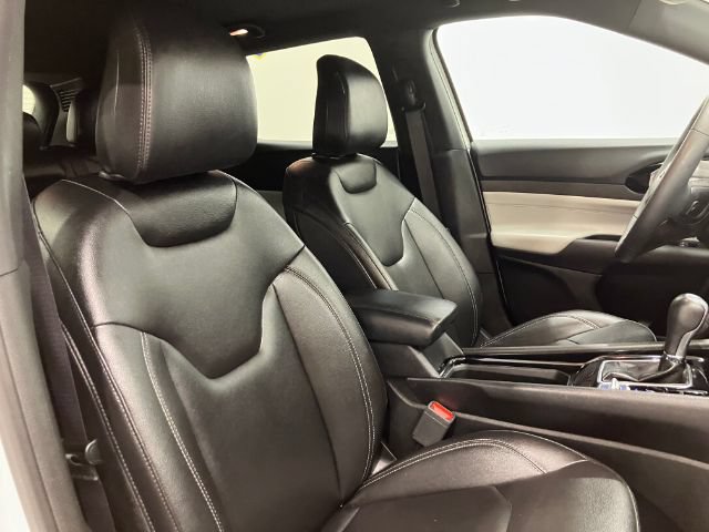 Used 2025 Jeep Compass Limited AWD/4WD image 51