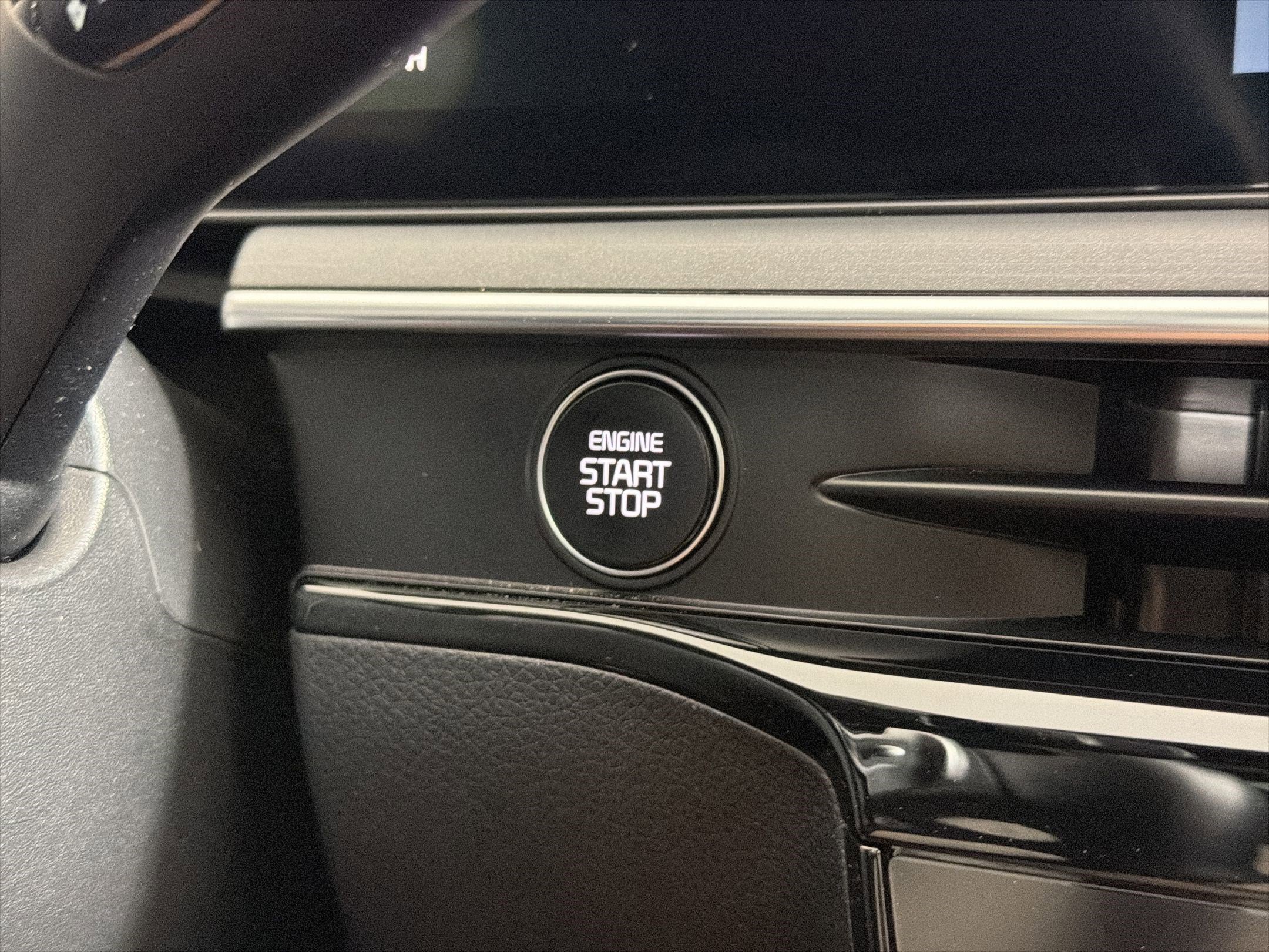 Used 2025 Kia K5 GT FWD image 27