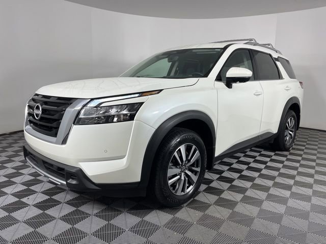 Used 2024 Nissan Pathfinder SL image 5