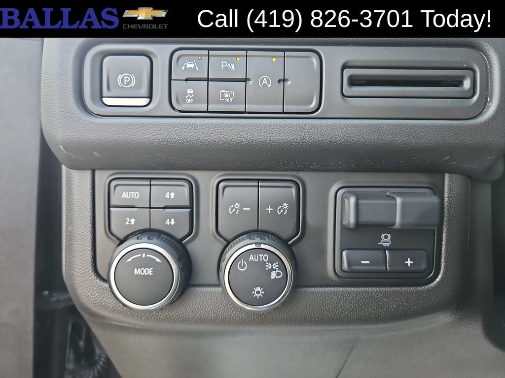 Certified 2023 Chevrolet Tahoe LT w/ LT Signature Package AWD/4WD image 27