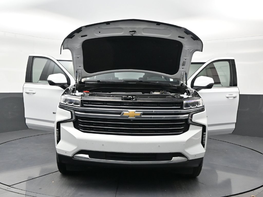 Used 2023 Chevrolet Suburban LT w/ LT Signature Package RWD image 33