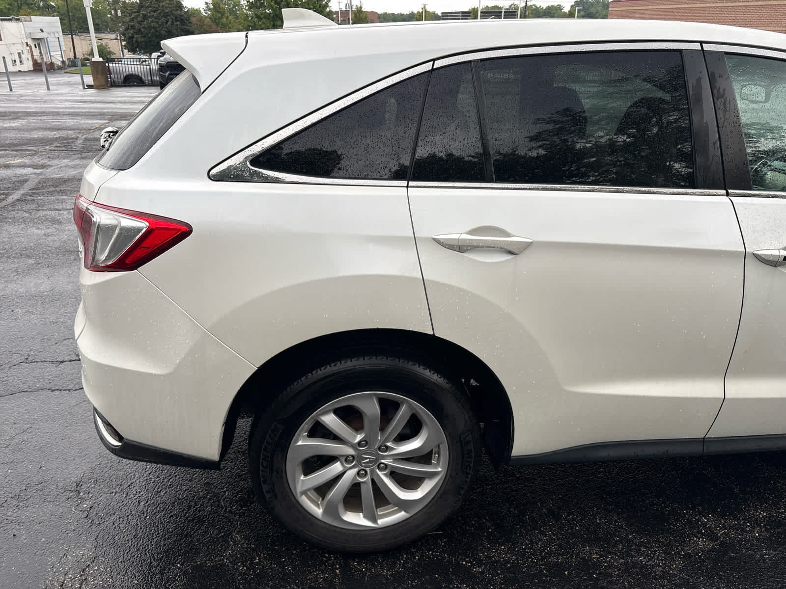 Used 2016 Acura RDX w/ Tech & AcuraWatch Plus Pack FWD image 15