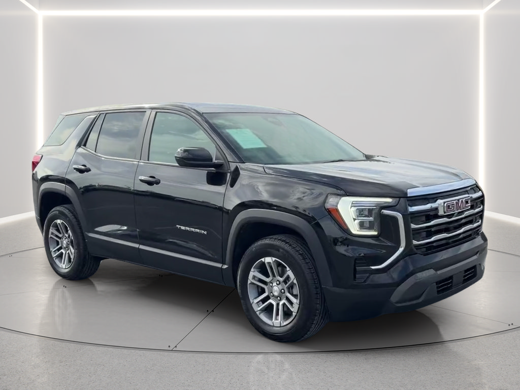 Used 2026 GMC Terrain Elevation FWD image 3