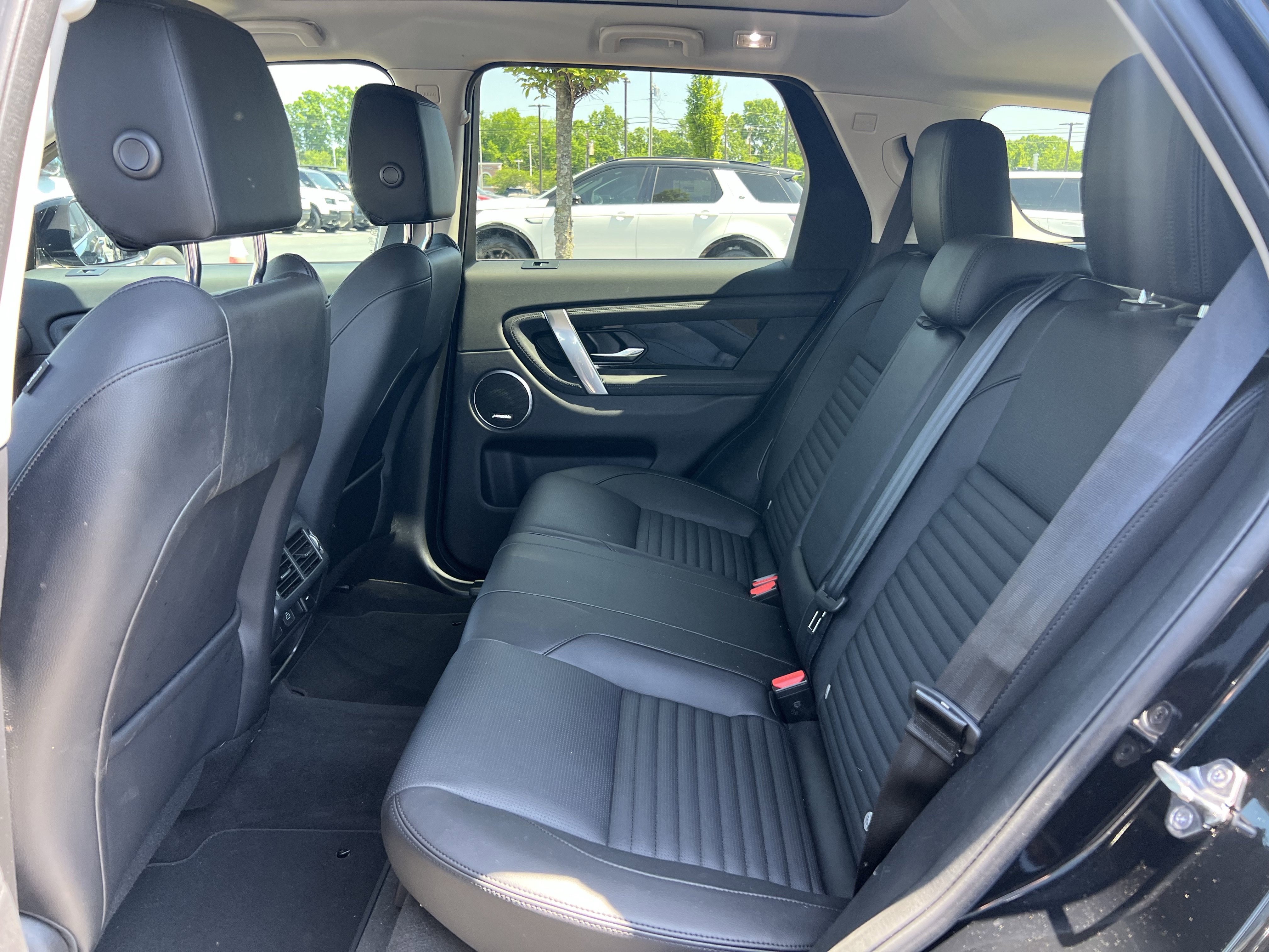 Certified 2025 Land Rover Discovery Sport S AWD/4WD image 27
